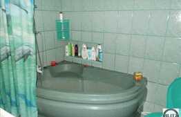 2 camere, 65 mp, curte 255 mp, boxa subsol, zona 7 Strazi