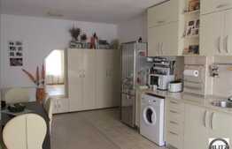 Vanzare 3 camere, 61 mp, POD de 26 mp, zona Terra! Parcare inclusa!