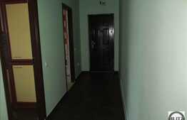 Vanzare 1 camera, 42 mp utili, balcon, decomandat, zona Polus Center, imobil NOU