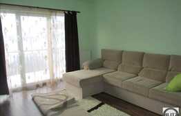 Vanzare 1 camera, 42 mp utili, balcon, decomandat, zona Polus Center, imobil NOU