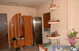 2 camere, decomandat, 58 mp, boxa la subsol, zona strazii Calea Manastur