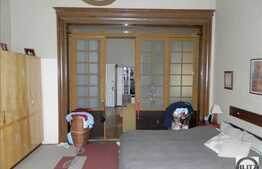 Vanzare 4 camere, 103 mp utili, zona Camera de Comert, cu parcare