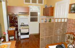 Vanzare 4 camere, 103 mp utili, zona Camera de Comert, cu parcare