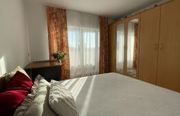 Apartament cu 4 camere decomandate, 80 mp, zona UMF