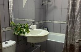 Apartament cu 4 camere decomandate, 80 mp, zona UMF