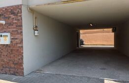 Spatiu comercial, 190 mp, vitrina la strada, zona Aeroportului