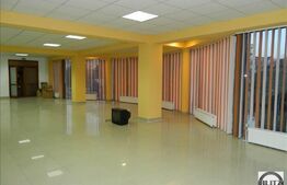 Inchiriere spatiu 140 mp, 2 parcari, in zona Spitalului de Recuperare