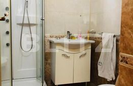 Casa individuala 300 mp, 1000 mp teren, 6 camere, 8 parcari, Andrei Muresanu