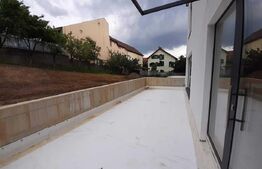 Spatiu comercial, 166 mp, vitrina la strada, imobil nou, zona Europa