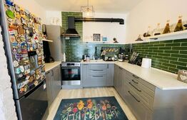 Apartament de 3 camere, doua bai, finisaje premium, garaj, zona Vivo