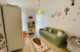 Apartament de 3 camere, doua bai, finisaje premium, garaj, zona Vivo