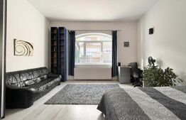 Apartament 3 camere, 100 mp, Central