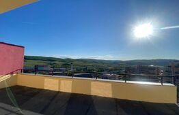 Apartament 2 camere, 54mp cu balcon, terasa 37mp, parcare, S-V,zona Petrom Baciu