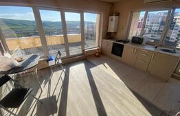 Apartament 2 camere, 54mp cu balcon, terasa 37mp, parcare, S-V,zona Petrom Baciu