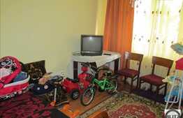 3 camere, 61 mp utili, boxa la subsol, zona strazii Fantanele! Orientare E-V!