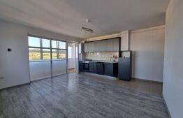 Apartament 3 camere, 60 mp, orientare sudica, etaj intermediar, zona Petrom 