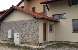 Casa pe Două Niveluri în Sanpetru, 154 mp