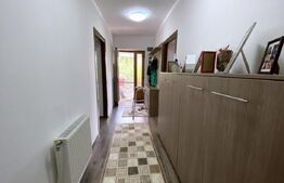 Casa compusa din 2 corpuri: 160mp utili si 1065 mp teren; Dambu Rotund!