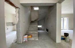 Duplex finalizat la semifinisat, 135 mp utili, 163 mp teren, zona Campului!