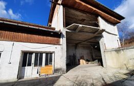 Casa demolabila, 864 mp teren, Turda