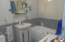 Vanzare 2 camere, 49 mp, 2 balcoane, decomandat! Zona Florilor! Cu parcare!