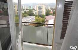 Apartament de vanzare, 2 camere, finisat clasic, zona strazii Liviu Rebreanu!