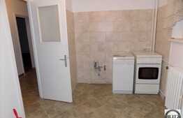 3 camere, 80 mp, decomandat, garaj, nemobilat, zona Piata Engels