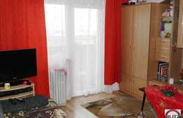 3 camere, decomandat, 63 mp, boxa subsol, zona strazii Calea Floresti