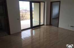 3 camere, 60 mp, parcare, terasa 10 mp, gradina, zona strazii Calea Turzii