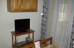 4 camere, 82 mp, decomandat, boxa la subsol, parcare! Zona strazii Aurel Vlaicu!