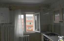 3 camere, 75 mp utili, etaj intermediar, semidecomandat, zona strazii Vidraru