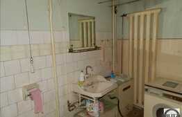 2 camere, 50 mp, decomandat, loc de parcare, zona Facultatii de Litere