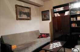 2 camere, 50 mp, decomandat, loc de parcare, zona Facultatii de Litere