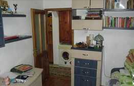 4 camere, 82 mp, decomandat, boxa la subsol, parcare! Zona strazii Aurel Vlaicu!