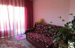 Vanzare apartament cu 2 camere,  57 mp, decomandat, loc parcare
