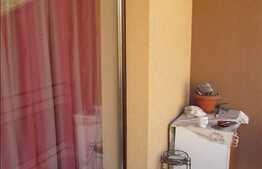 Vanzare apartament cu 2 camere,  57 mp, decomandat, loc parcare