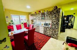 Apartament 3 camere, parcare, zona Eroilor