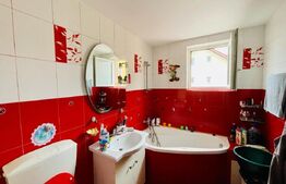 Apartament 3 camere, parcare, zona Eroilor