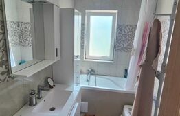 Apartament 3 camere, 110mp, parcare, zona Vivo