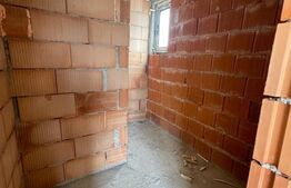 Duplex de 101 mp, 250 teren, terasa circulabila, zona Avram Iancu 