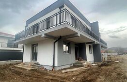 Duplex de 101 mp, 250 teren, terasa circulabila, zona Avram Iancu 