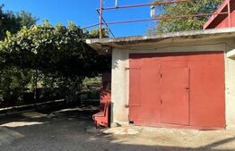 Casa individuala + anexa si gospodarie , 247 mp , 3 nivele, 1669 gradina, Gilau 