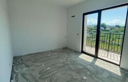 Duplex de vanzare, 120 mp utili, 240 teren, zona de case nou dezvoltata !