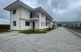 Duplex de vanzare, 120 mp utili, 240 teren, zona de case nou dezvoltata !