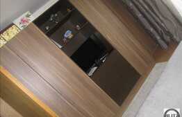 3 camere, 78 mp, decomandat, A.C, mobilat, 2 garaje, zona Calea Floresti!