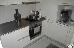 3 camere, 78 mp, decomandat, A.C, mobilat, 2 garaje, zona Calea Floresti!