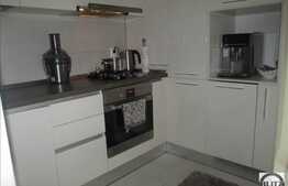 3 camere, 78 mp, decomandat, A.C, mobilat, 2 garaje, zona Calea Floresti!