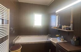 Apartament 3 camere, 64 mp, etaj intermediar, zona Florilor 