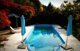 Vila exclusivista , 300 mp utili, teren de 1600 mp, piscina! Panorama deosebita!