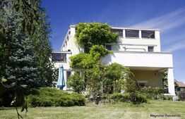 Vila exclusivista , 300 mp utili, teren de 1600 mp, piscina! Panorama deosebita!